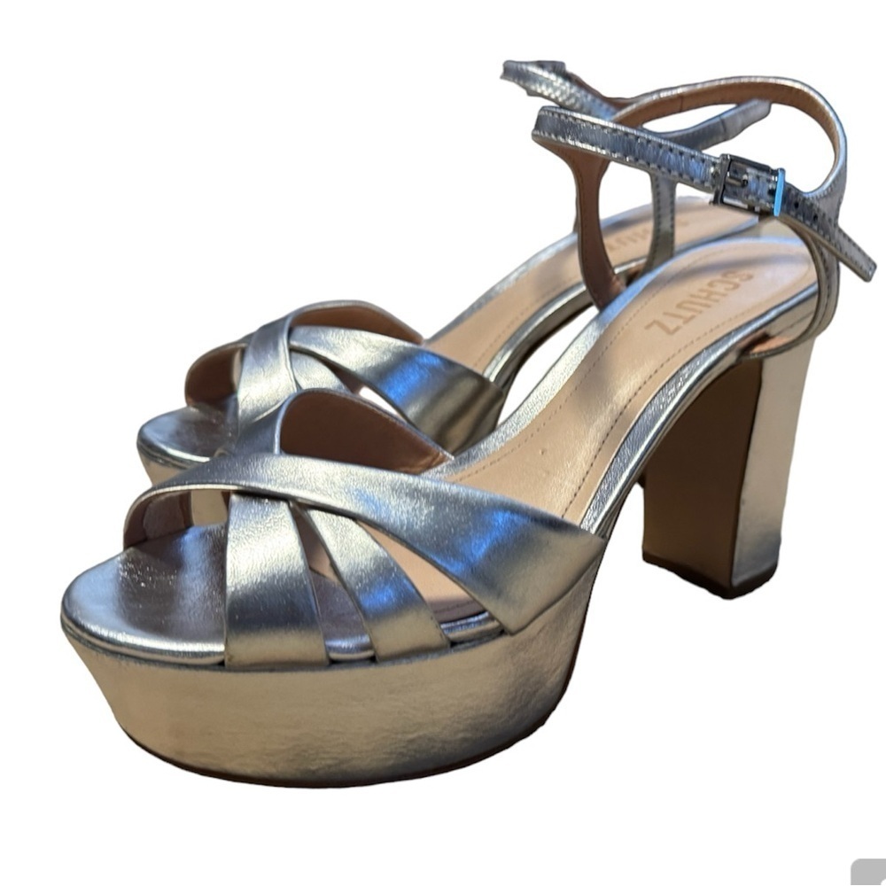 Schutz Platform Silver Sandal. Size 8